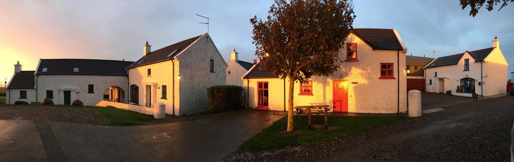 Ballylinny Holiday Cottages Bushmills Exterior photo