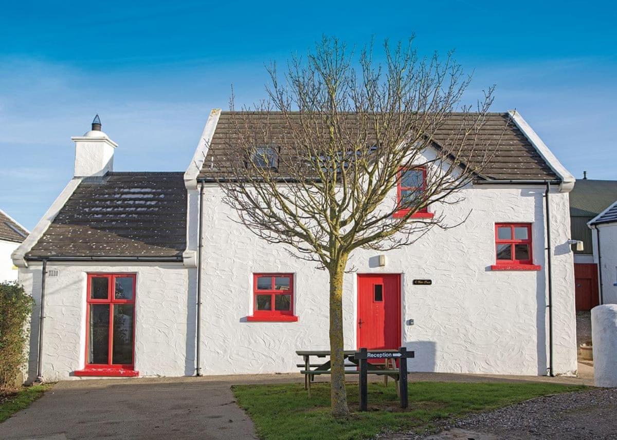 Ballylinny Holiday Cottages Bushmills Exterior photo